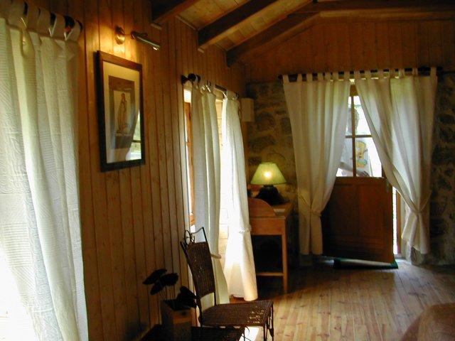 L'Auberge Chez Leon Le Chambon-sur-Lignon Εξωτερικό φωτογραφία